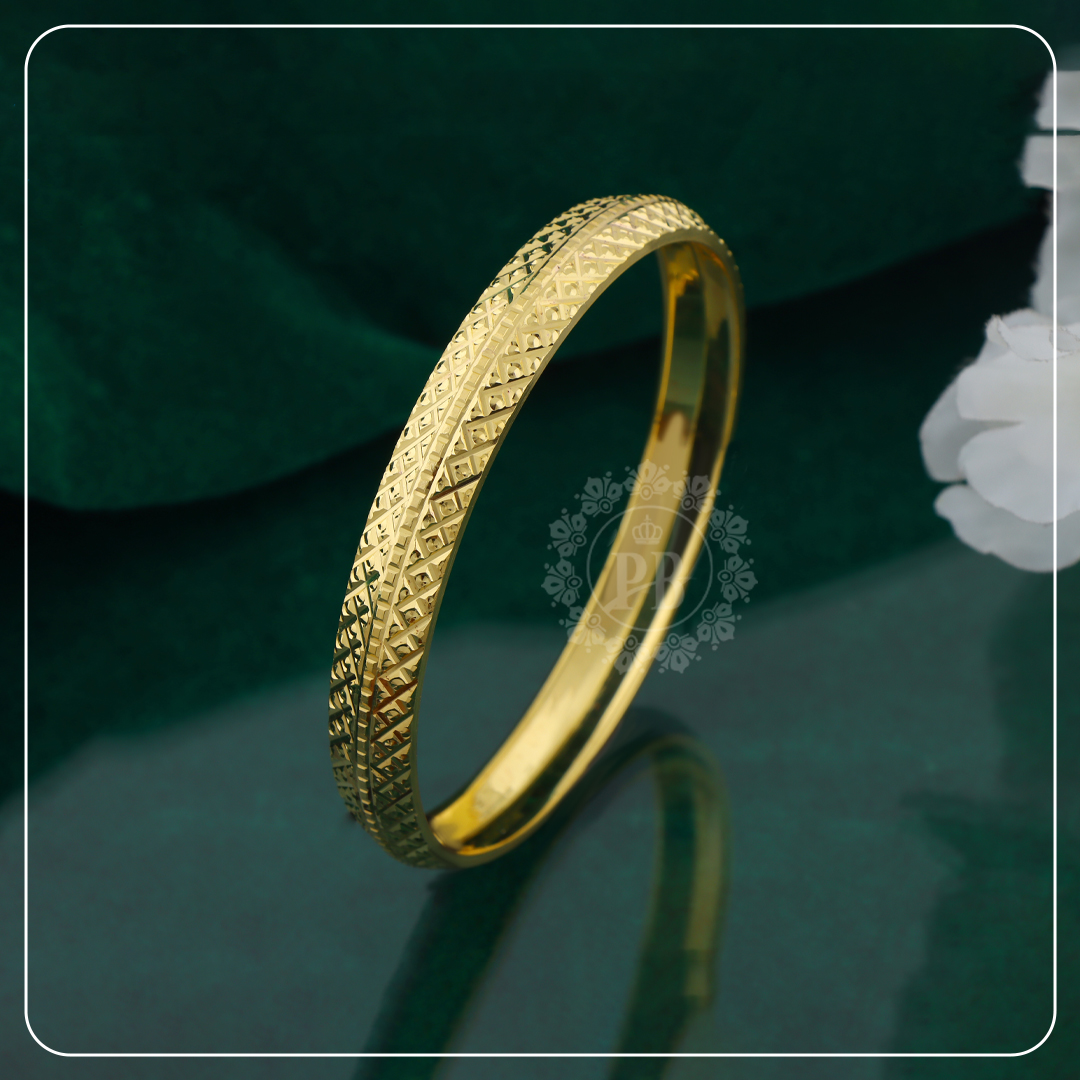 Peacock Feather Carved Kada	