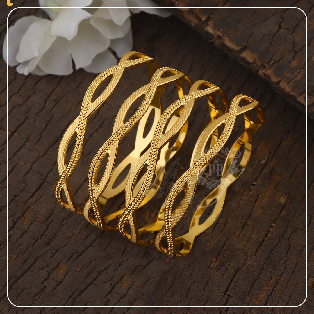 Nivriti Modern Gold Bangles
