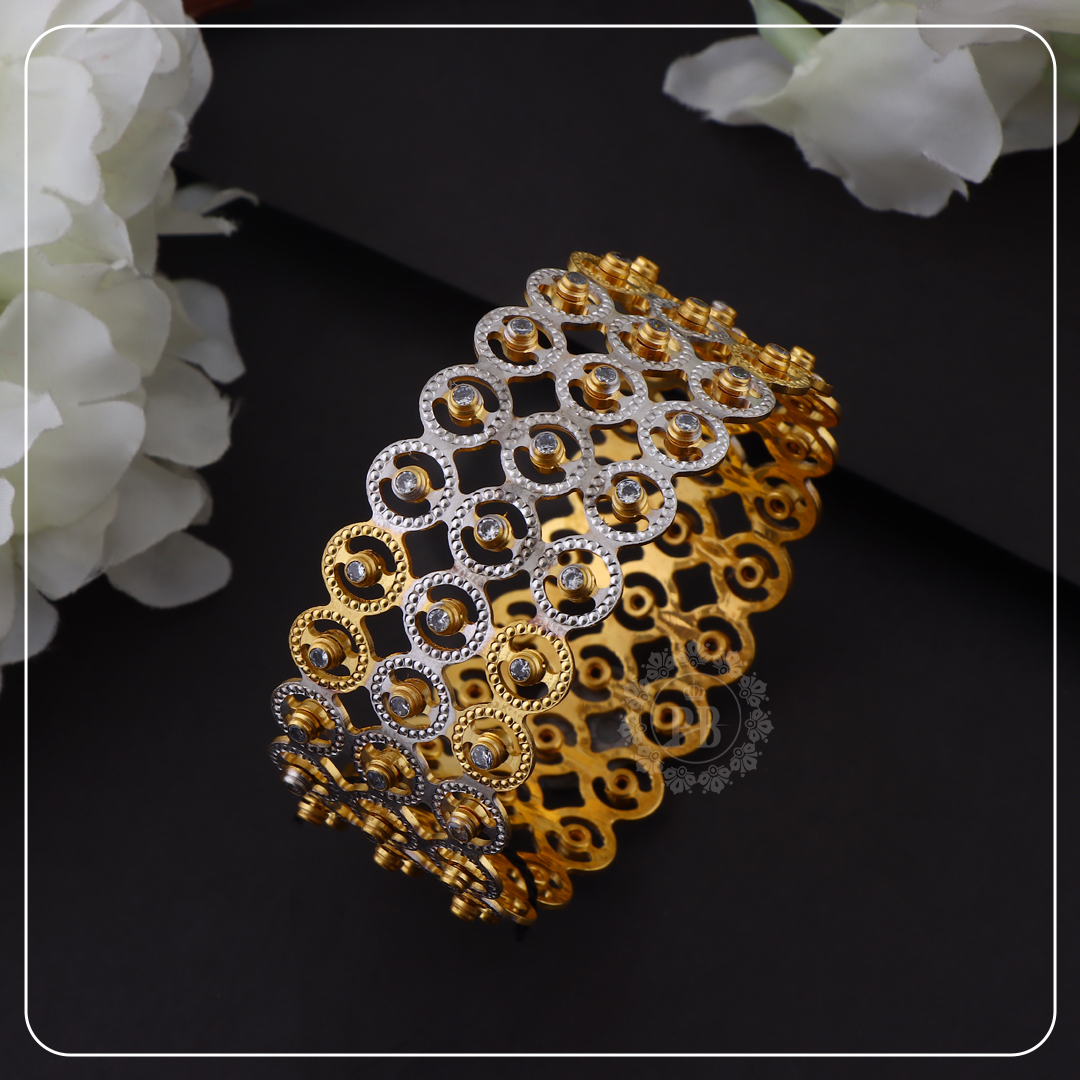 Dual-Tone Circular Mesh Gold Bangle