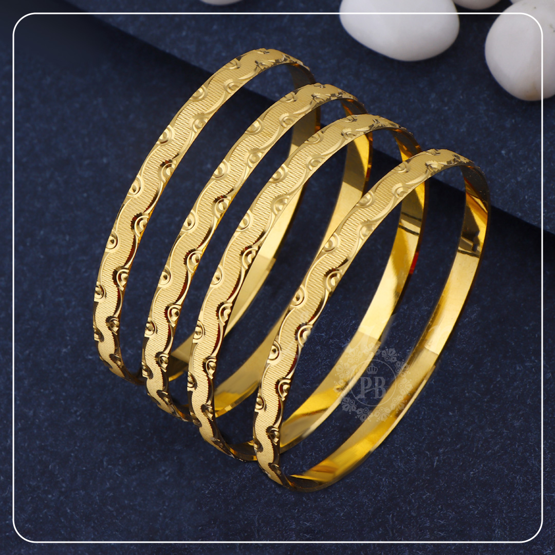 Gracewave Textured Gold Bangle