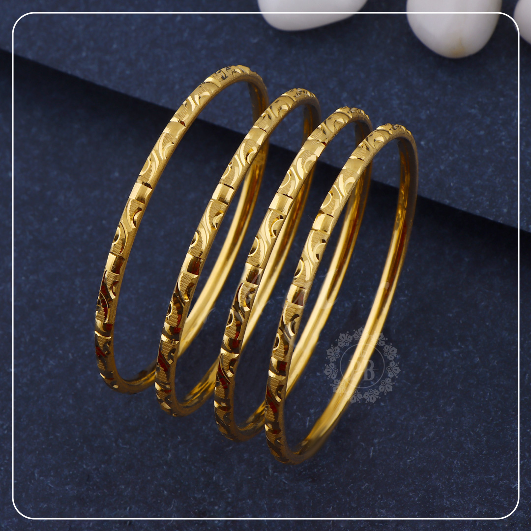 Aarohi Engraved Gold Bangle 