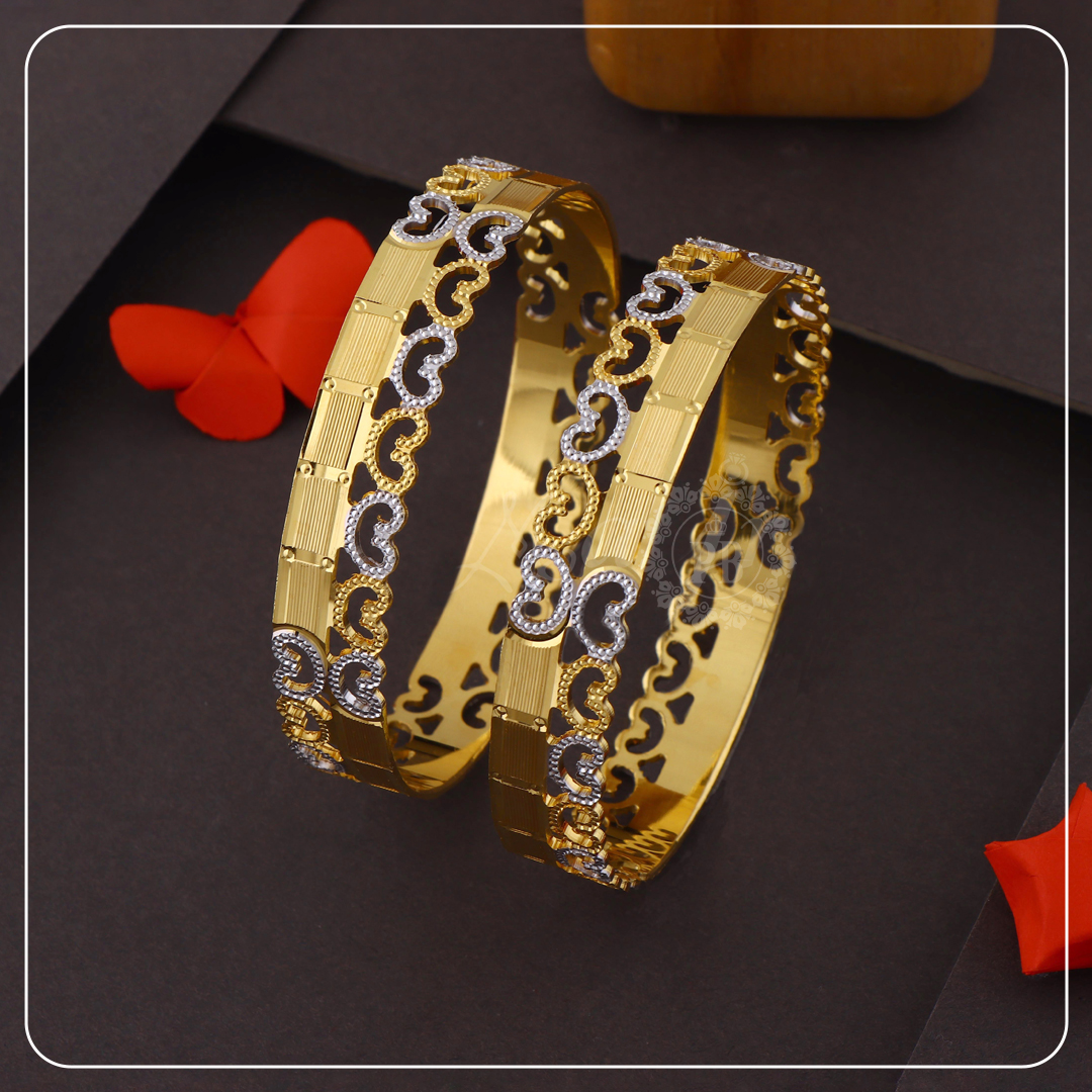 Modern Grid Elegance Gold Bangles